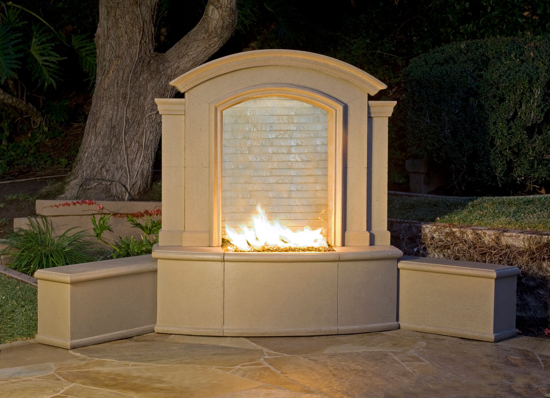Outdoor Fireplaces - Fireplace and Chimney Authority