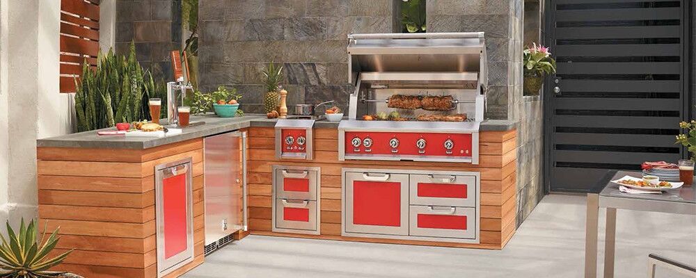 Featuring Firemagic, AOG, Alfresco & More Outdoor Kitchens
